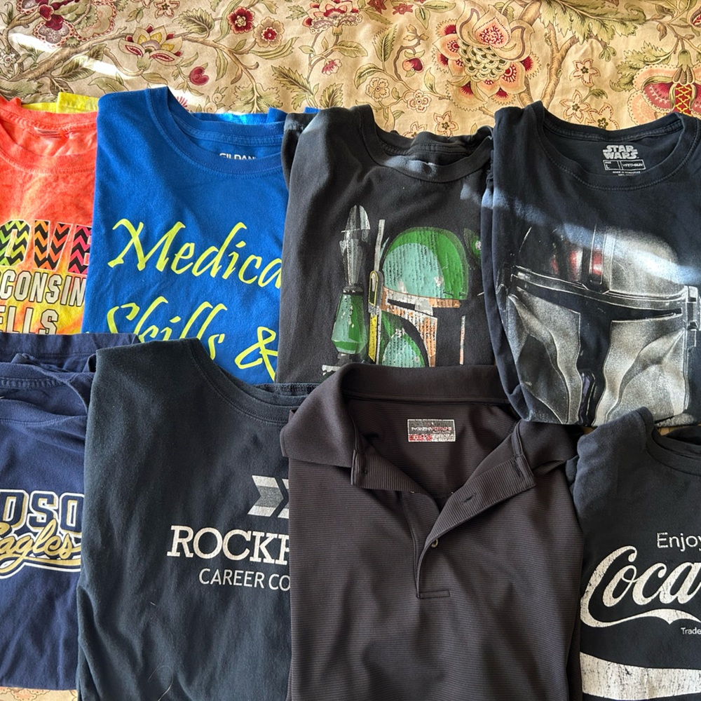 Lot Of 8 Mens Large Shirts (coke/star Wars/college)
